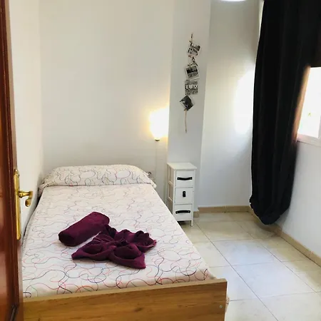 Piso Geneto Con Garaje لا لاغونا