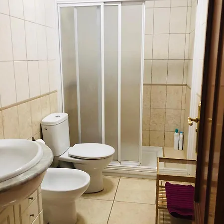 Piso Geneto Con Garaje