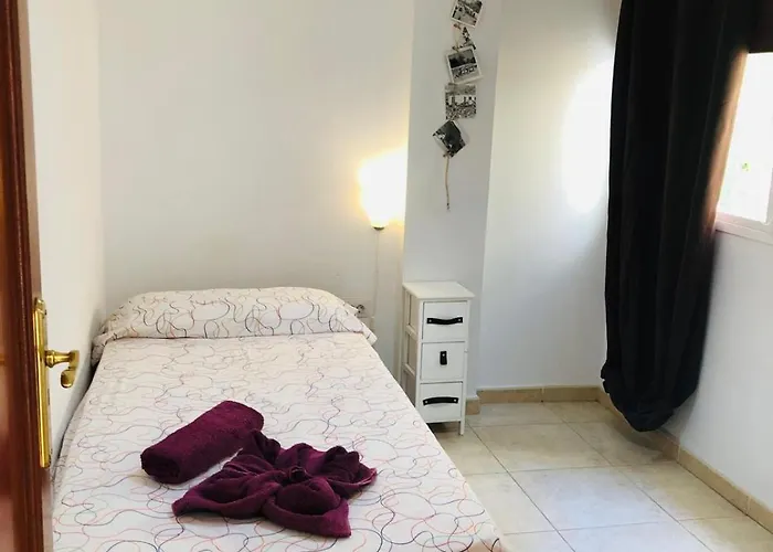 Piso Geneto Con Garaje Σαν Κριστόμπαλ ντε Λα Λαγούνα