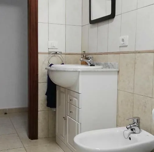 Piso Geneto Con Garaje La Laguna (Tenerife)