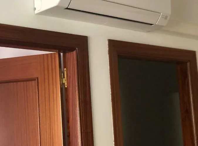 Piso Geneto Con Garaje Lägenhet *